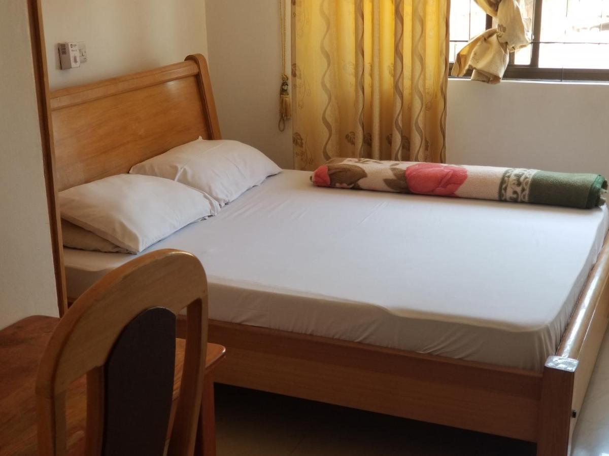 Hotel Buffalo Моши Екстериор снимка